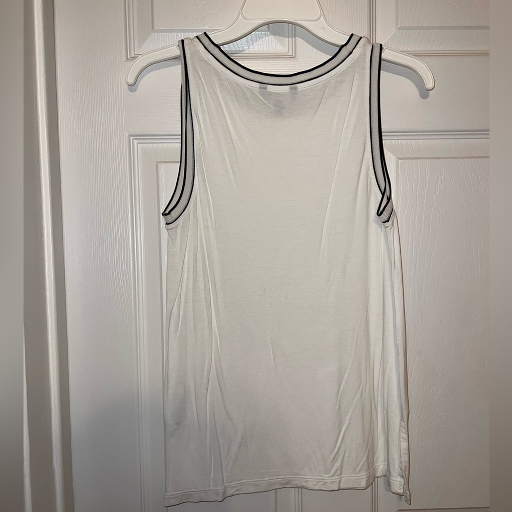 Three (3) White House Black Market Basic Tanks - image 5